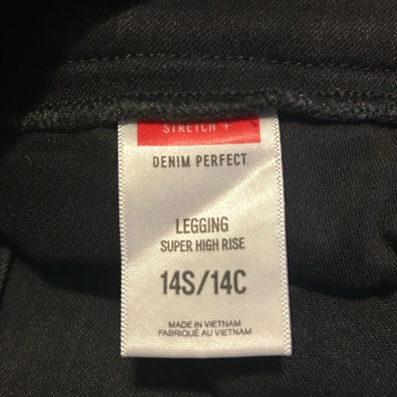 Express High Rise Button Front Jeans - Picture 14 of 15